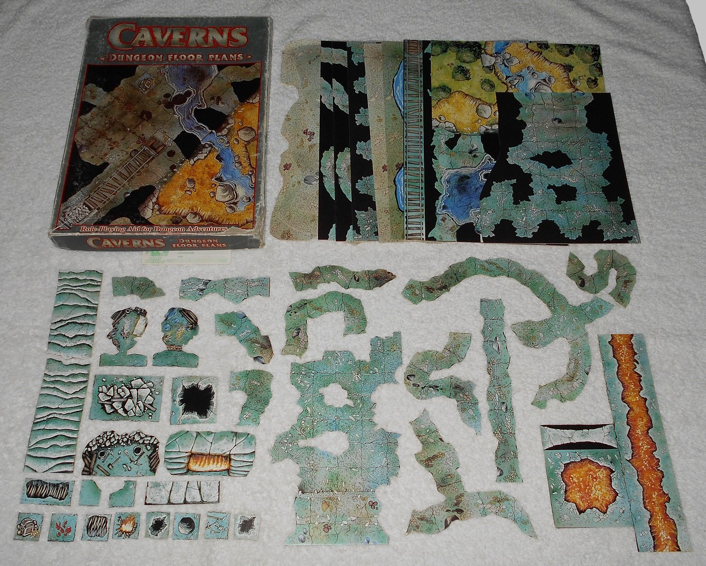 Games Workshop - Caverns: Dungeon Floor Plans - 90% Complete