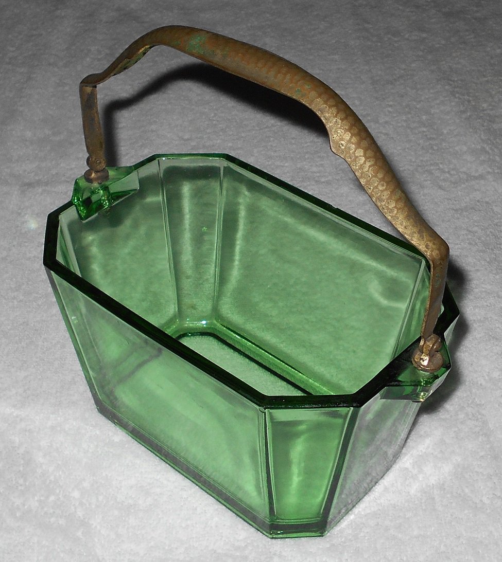 Heisey Octagonal Green Glass Basket w/ Metal Handle w/ Hammered Bronze Finish Vintage