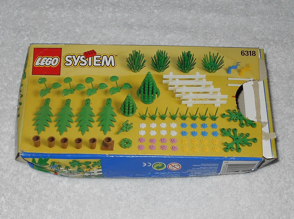 LEGO 6318 Flowers, Trees And Fences Town 1996 Box Only