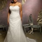 V0128 Elegant A-line Sweetheart Lace Over Tulle Plus Size Wedding Gowns