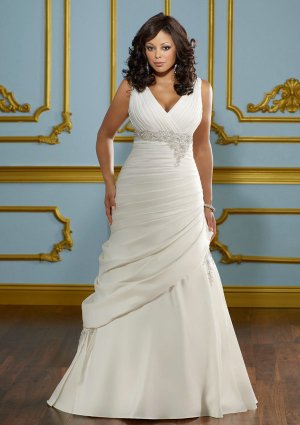 V0133 Free Shipping V-neck Taffeta A-line Plus Size Wedding Dresses 2012