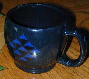 *RARE* Strange Multi-Triangle logo mug~What's THIS?~NEW