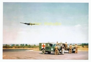 B-17 Returns~Meatwagon Waits 12 O'clock High RARE 4x6 PHOTO in MINT CONDITION #4