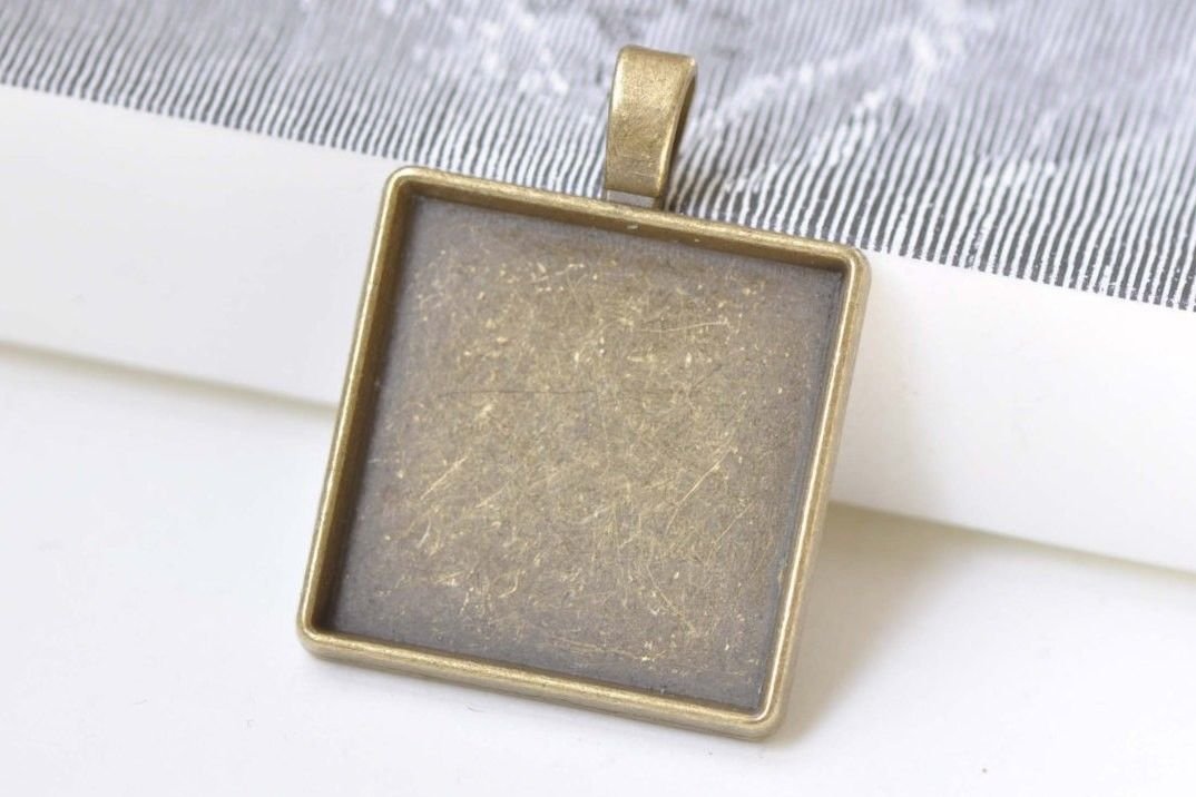 10 pcs Antique Bronze Square Pendant Tray Match 20mm/25mm Cabochon