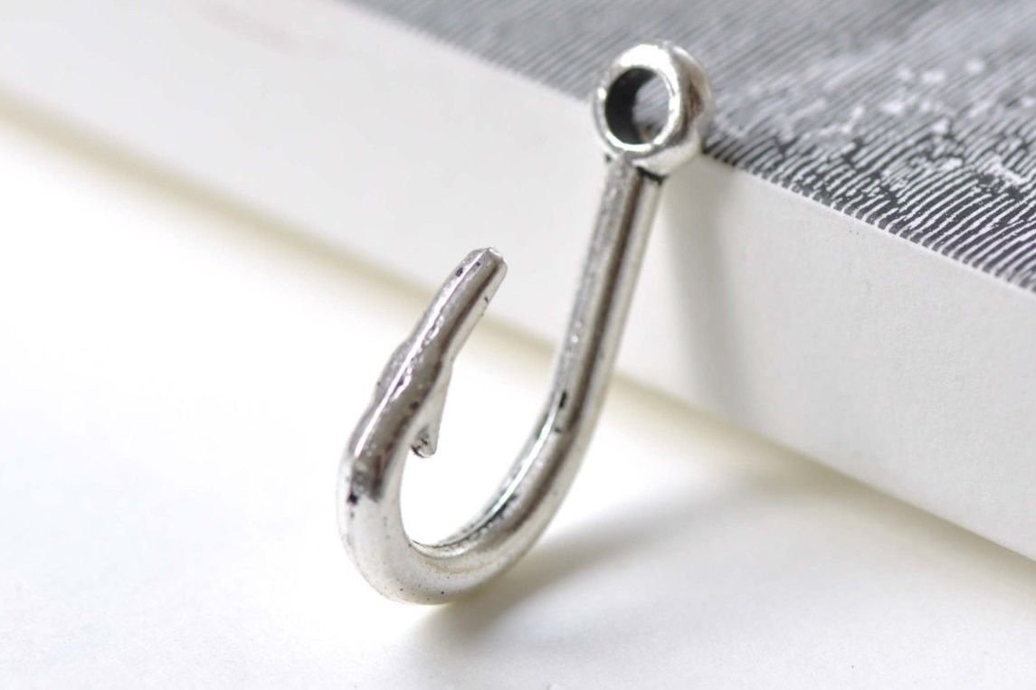 Antique Silver Fish Hook Charms Fishing Hook Pendants  Set of 10 A8029