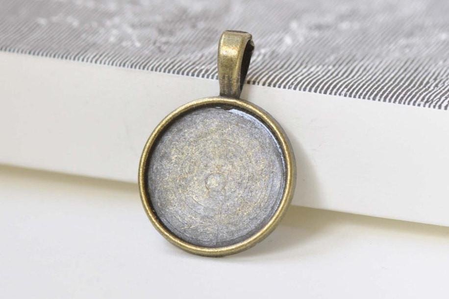 10 pcs Antique Bronze Big Loop Pendant Tray Base 20mm Cabochon A8451