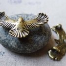 10 pcs Flying Bird Connector Antique Bronze Eagle Hawk Pendants A5574