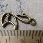 20 pcs Antique Bronze Filigree Swan Charms 18x25mm A6864