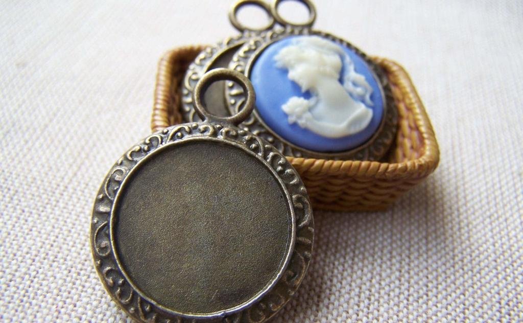 10 pcs Antique Bronze Round Pendant Tray Match 20mm Cabochon A3206