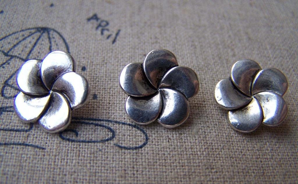 10 pcs Antique Silver Five Leaf Flower Button Beads  4x14mm A983