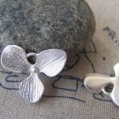 10 pcs Matte Silver Three Petal Flower Charms 16x18mm A2404