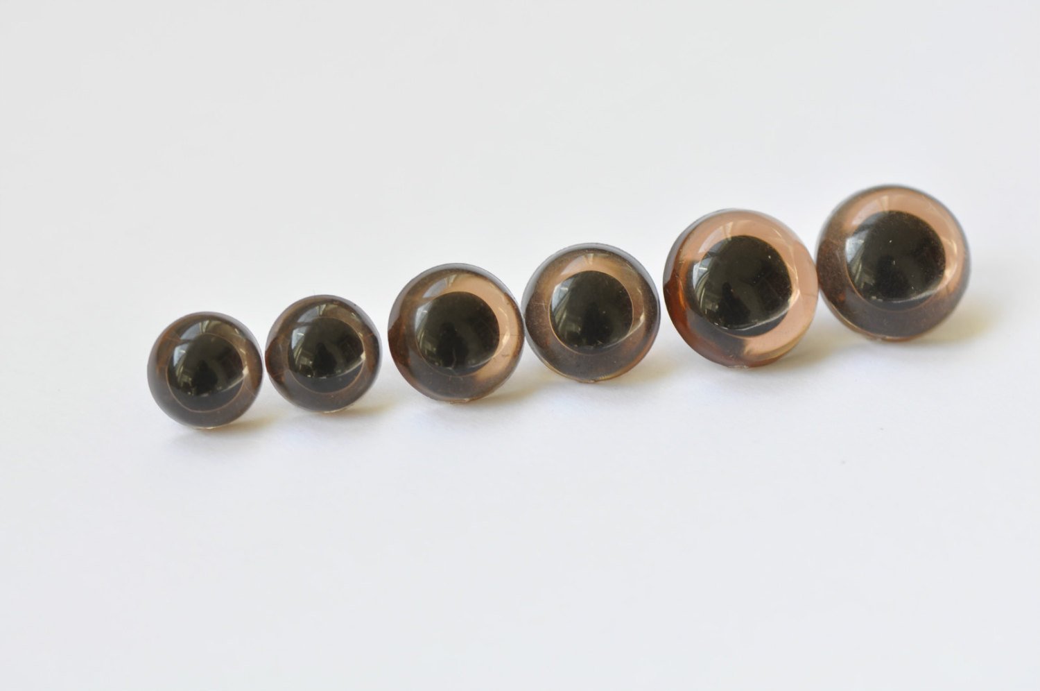 10 pcs Tea Color Round Transparent Mushroom Domed Eyes Buttons 9mm-No.10227