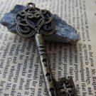 10 pcs Antique Bronze Swirly Skeleton Key Pendants Charms A199