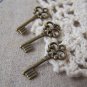 20 pcs Antique Bronze Small Skeleton Key Charms 9x21mm A3575