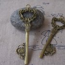 5 pcs Antique Bronze Large Filigree Key Charms Pendants A564