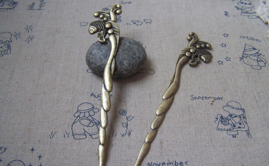2 pcs of Antique Bronze Fish Hook Bookmarks 25x128mm A4920