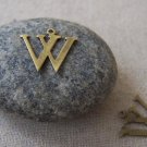 10 pcs of Antique Bronze Brass Alphabet Letter W Charms 15x15mm A2428