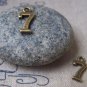 20 pcs Antique Bronze Arabic Figure Number 7 Seven Charms A1772
