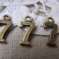 20 pcs Antique Bronze Arabic Figure Number 7 Seven Charms A1772