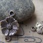 20 pcs Antique Silver Flower Connectors A1128