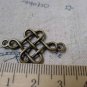 20 pcs Antique Bronze Chinese Knot Connector Charms A6102