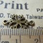 20 pcs Antique Bronze Filigree Snowflake Connectors Charms A1743