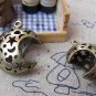 4 pcs Antique Bronze Filigree Crescent Moon Pendants Charms A401