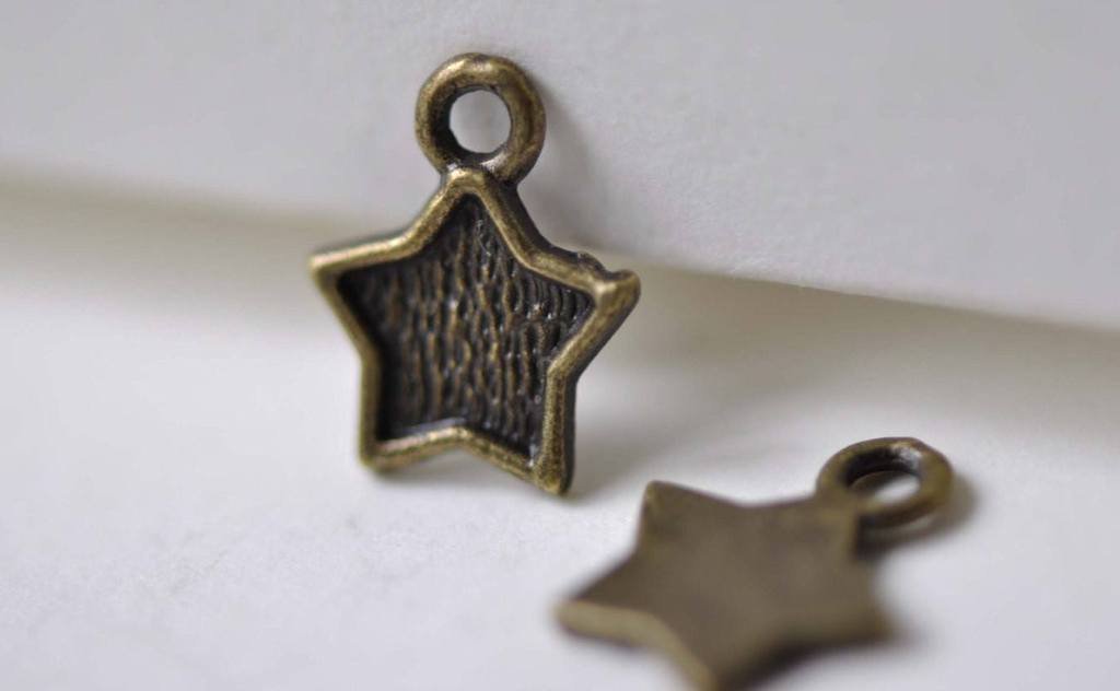 Antique Bronze Bezel Star Charms 9.5x11.5mm 100 pcs
