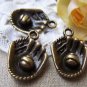 10 pcs Antique Bronze Baseball Glove Baseball Mitt Charms A1416