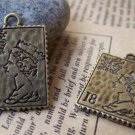 10 pcs Antique Bronze Queen Elizabeth Stamp Charms 19x22mm A487