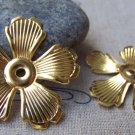 20 pcs of Gold Tone Flower Spacer Bead Caps 33mm A1946