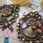 10 pcs Antique Bronze Victorian Lady Oval Pendant Charms 32x45mm A393