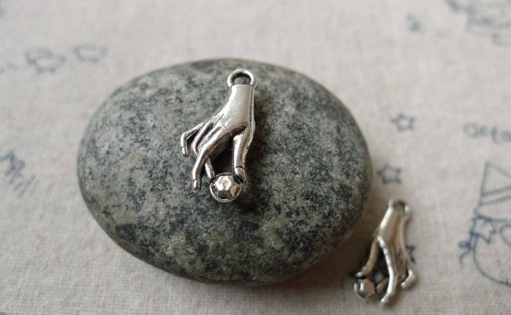 20 pcs Antique Silver Diamond Hand Charms 8x18mm A6534