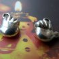 20 pcs of Antique Silver Child Hand Charms 10x13mm A896