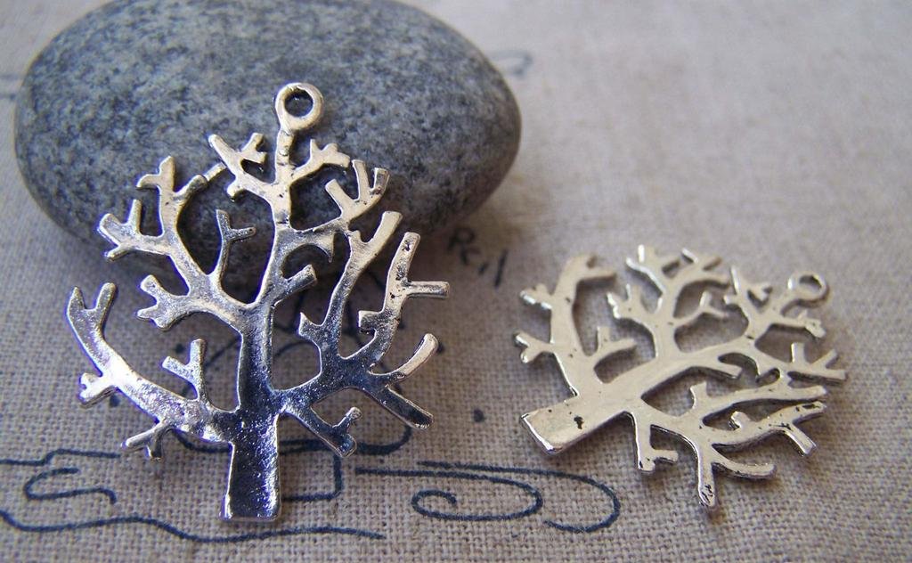 10 pcs Antique Silver Filigree Tree Charms 26x28mm A1030