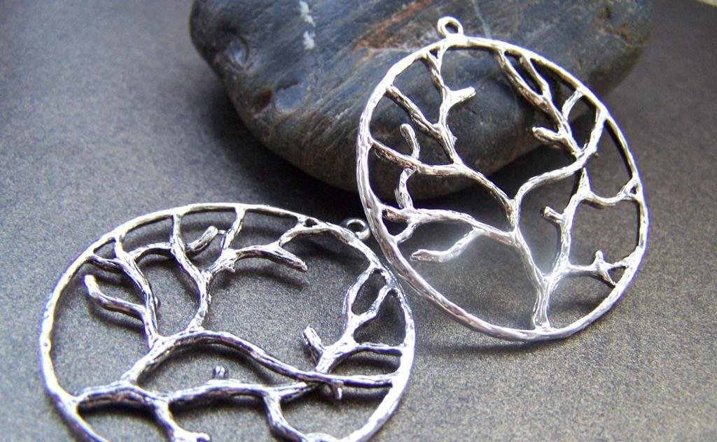 10 pcs Antique Silver Filigree Tree Round Pendants Charms 40mm A1356