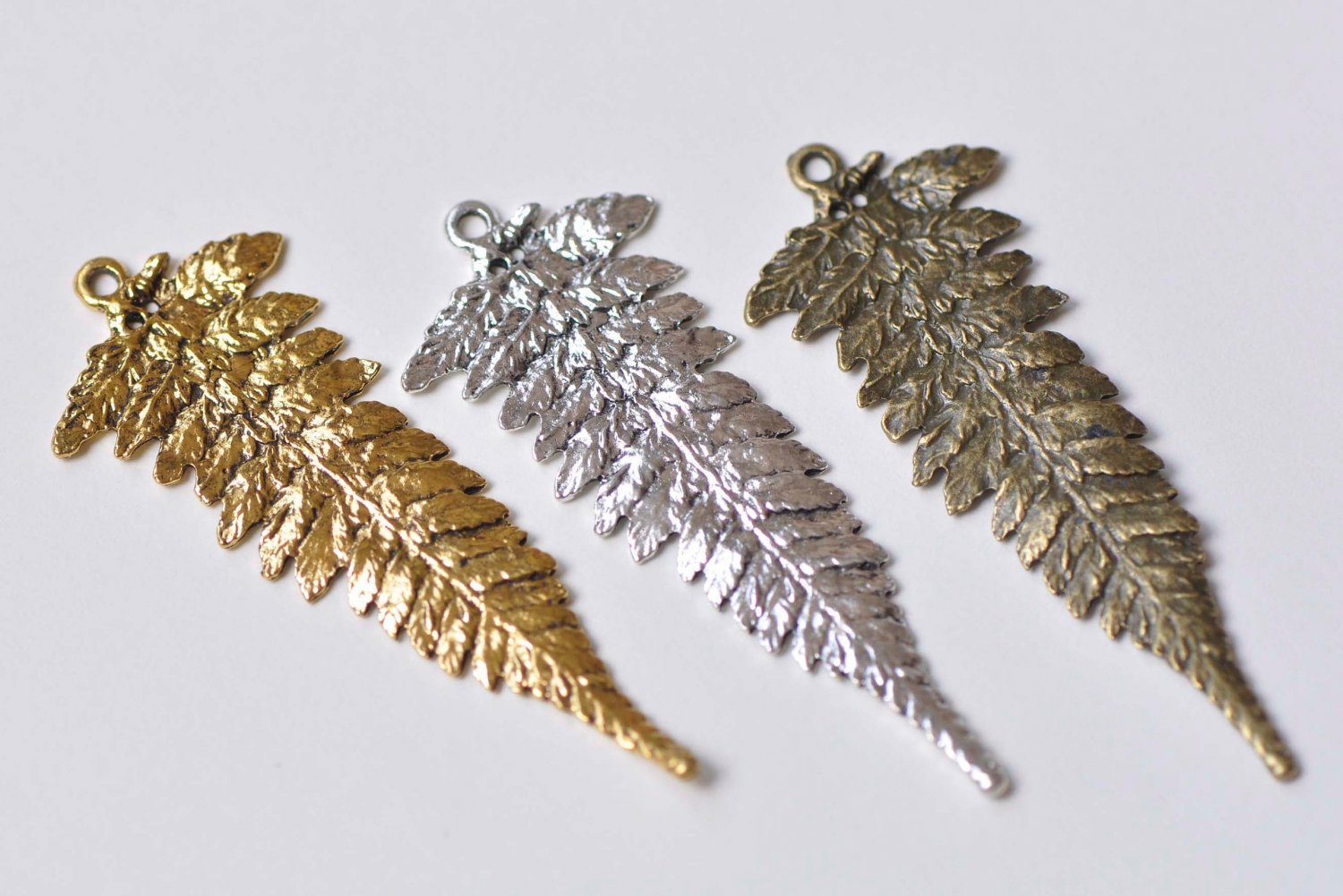 10 pcs Tree Leaf Charms Pendant 22x58mm Antique Bronze/Silver/Gold Gold A7005
