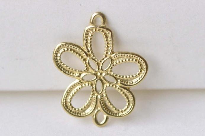 20 pcs Raw Brass Irregular Flower Connector Embellishment A8590