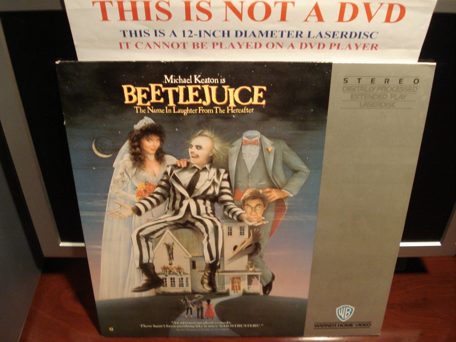 Laserdisc BEETLEJUICE 1988 Michael Keaton Geena Davis Lot4 FS Horror