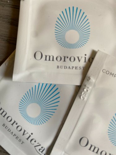 Omorovicza Complexion Perfector BB  Sample  2ml , 0.07 oz