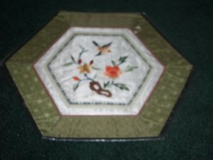 HEXAGON Tapestry with BIRD & FLOWERS   *** FREE SHIPPING ***