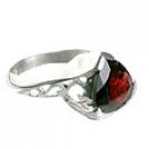 M. Tristan heart ring Garnet