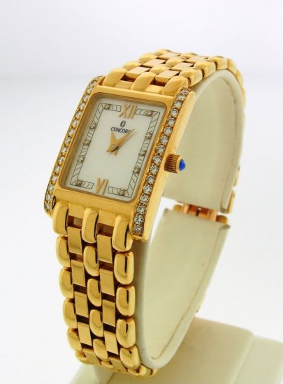 18KT Gold Ladies CONCORD DIAMOND VENETO Mini MOP Dial