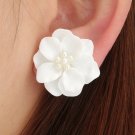 Beautiful Fashion White 3-Dimensional Flower With Pearls Stud Earrings
