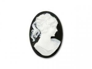 40x30mm RESIN CAMEO - BLACK and IVORY/WHITE