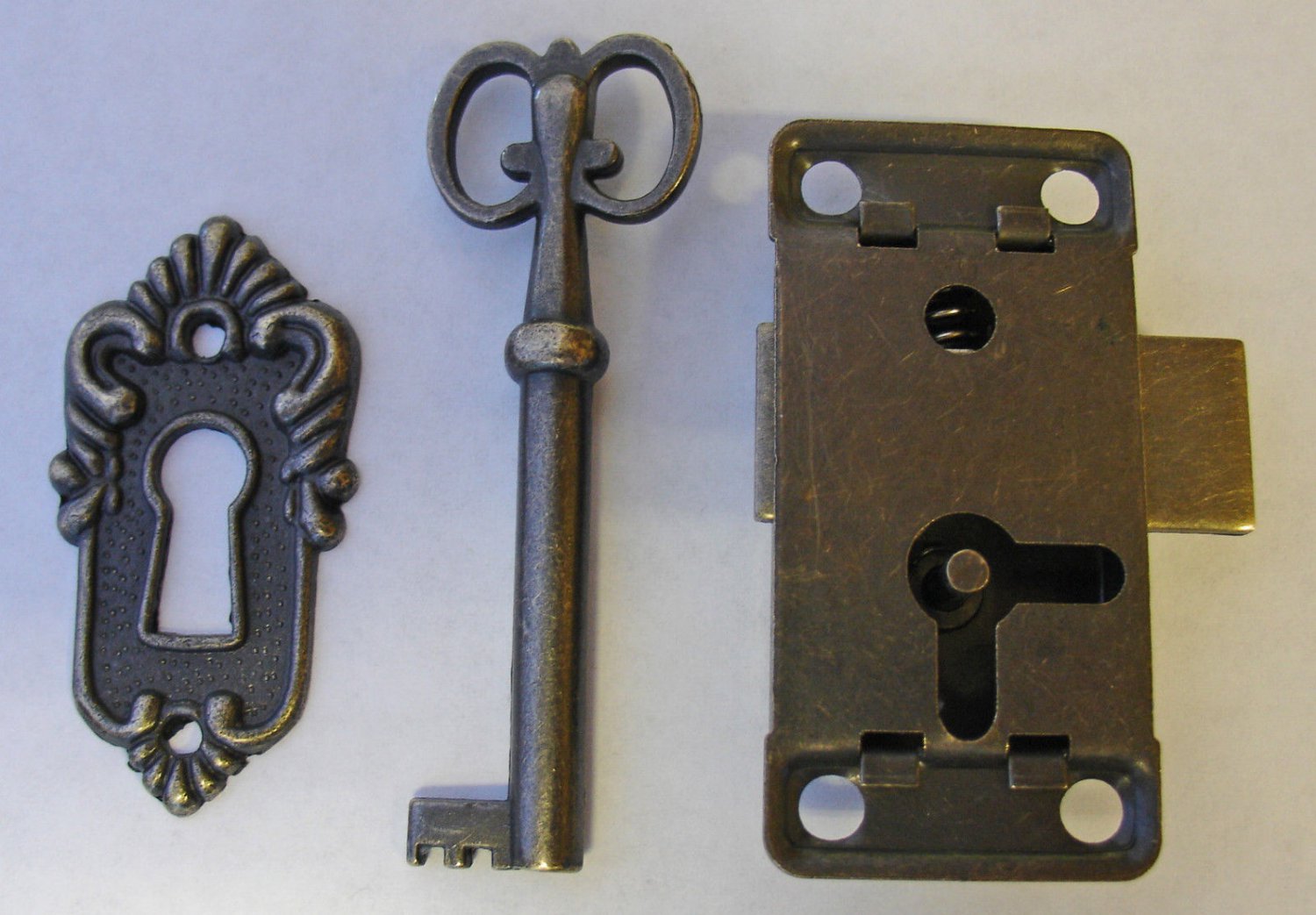 Lock & Key Set with Escutcheon Plate. - HLK-01