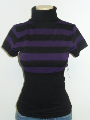 Touch Me - S/S Turtle Neck - Black/Purple