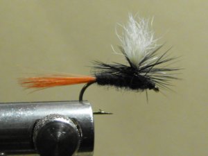 Black Gnat, Red Tail - Parachute