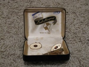 Vintage Lord Newport Signed Anson tie clasp, cuff links