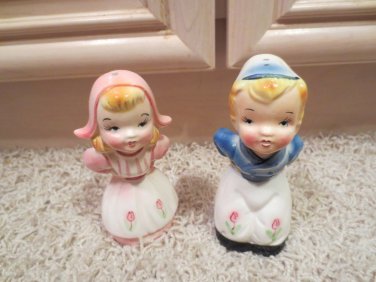 VINTAGE ANTIQUE MADE IN JAPAN ARROW LITTLE DUTCH BOY & GIRL FIGURINES